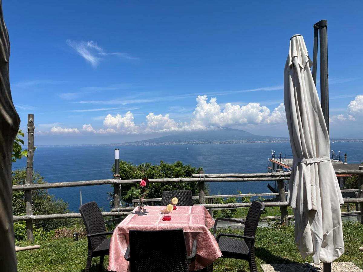La Badia Montechiaro - Breathtaking View Of Sorrento Coast Ferienhaus